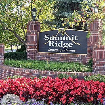 Summit Ridge Apartments - Lees Summit, MO 64086