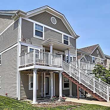 Campus Court at Red Mile Apartments Lexington KY 40504