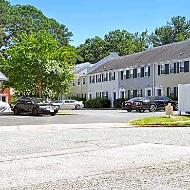 Hilton Village Townhomes Apartments Newport News Va 23601