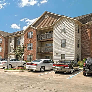 The Pointe At Msu Apartments Starkville Ms 39759