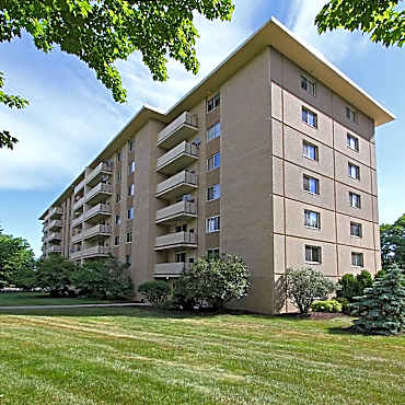 Westlake Meadows Apartments