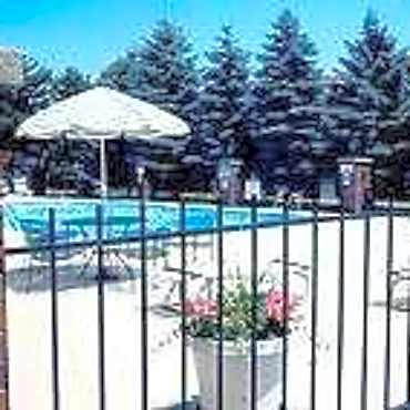 Kings Cove Pines And Hampton Place Apartments Toledo Oh