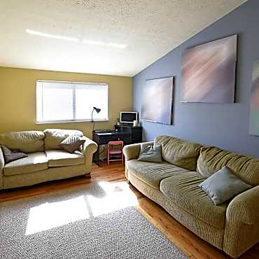 Village Square Townhouses Apartments Cincinnati Oh 45239