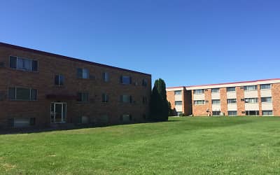 Edgewater Apartments - Apartments in Saint Cloud, MN