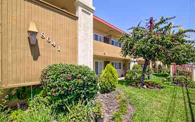 Westminster Manor Apartments For Rent - Garden Grove, CA 