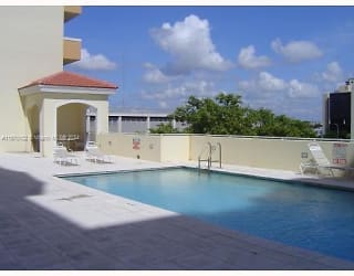 215 SW 42nd Ave #1010 - Coral Gables, FL
