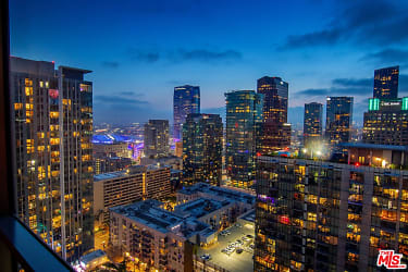 801 S Grand Ave #2204 - Los Angeles, CA