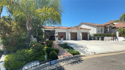 30873 Early Round Dr - Canyon Lake, CA
