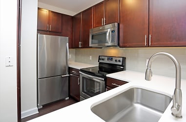 The Reserve At Wauwatosa Village Apartments - Milwaukee, WI