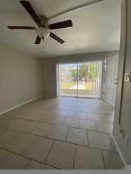 1852 Golf View Ave unit 17 - Fort Myers, FL