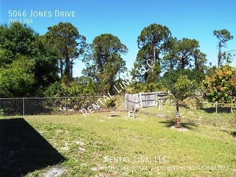 5046 Jones Drive - Lehigh Acres, FL