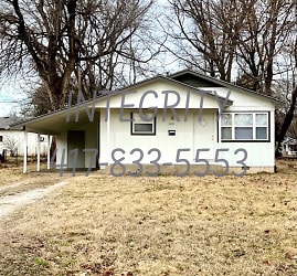 2851 W Lincoln St - Springfield, MO