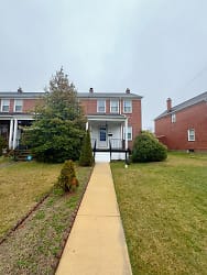 8327 Edgedale Rd - Parkville, MD