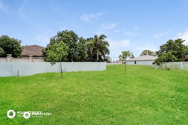 1207 N W 22Nd Ave - Cape Coral, FL