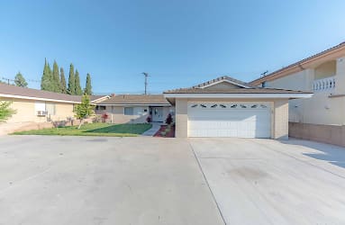 10722 Morning Glory Ave unit A - Fountain Valley, CA