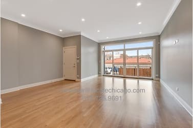 2317 N Southport Ave unit 1 - Chicago, IL