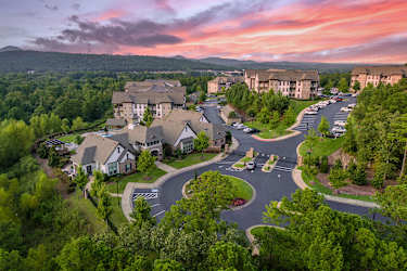 Ridge At Chenal Valley Apartments - Little Rock, AR