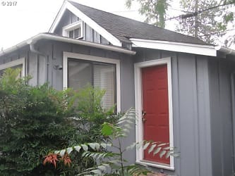 1184 Ferry Alley - Eugene, OR