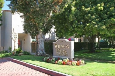 380 W Wilson St #F103 - Costa Mesa, CA