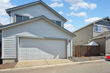 13733 SW 171st Ave - Sherwood, OR