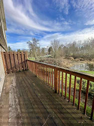 52050 SW Johanna Dr - Scappoose, OR