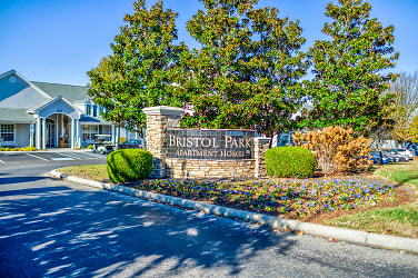 Bristol Park Of Oak Ridge Apartments - Oak Ridge, TN