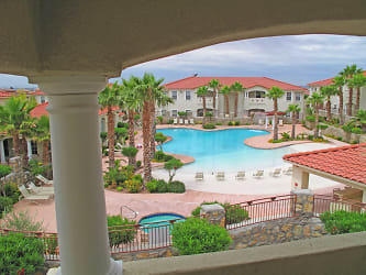 The Pavilions At South Fork Apartments - Las Cruces, NM