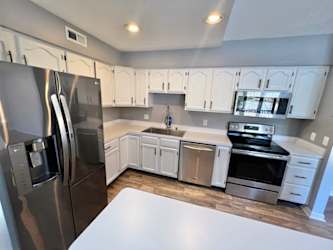4046 White Chapel Lane - Loveland, OH
