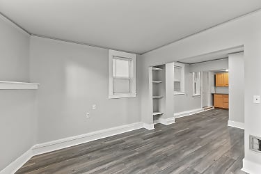 Farrah Apartments: 1 & 2 Bedroom Renovated Units - Tacoma, WA
