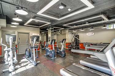 Short Hills Club Village Apartments - Springfield, NJ