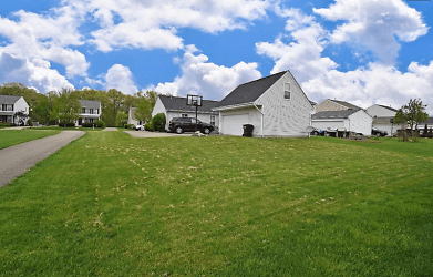 1552 Stableview Cir - Maineville, OH