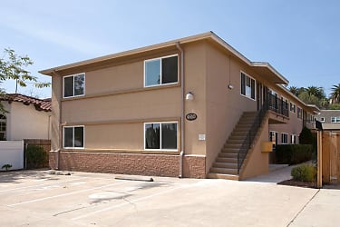 4610 Nebo Dr unit 2 - La Mesa, CA
