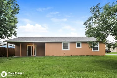 816 Darby Dr - Kissimmee, FL