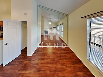 4800 W Lovers Ln Apt 518 - undefined, undefined
