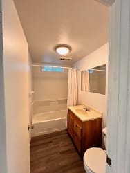 375 Park Ave unit 1 - Coos Bay, OR