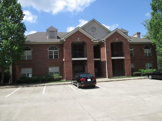 4801 Lyons View Pike unit B101 - Knoxville, TN