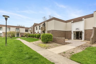 541 73rd St #105 - Downers Grove, IL
