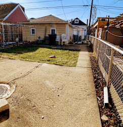 4422 S Homan Ave - Chicago, IL