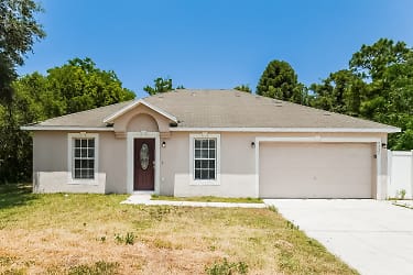 8225 County Line Rd - Spring Hill, FL