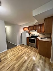 2201 West Chester Pike unit A14 - Broomall, PA