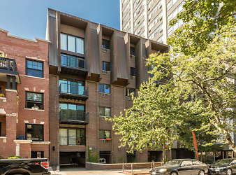 512 W Wrightwood Ave unit 2D - Chicago, IL