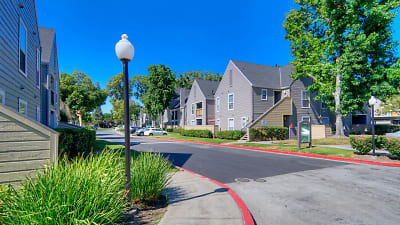 Riva Terra Apartments At Redwood Shores - Redwood City, CA
