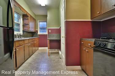 1231 E 6th Street - Sioux Falls, SD