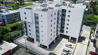 624 SW 1st Street Apartments - Miami, FL