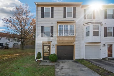 8753 Ritchboro Rd - District Heights, MD