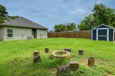 5117 Helmick Ave - Fort Worth, TX