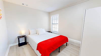 Room For Rent - Lithonia, GA