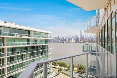 800 Ave at Port Imperial #916 - Weehawken, NJ