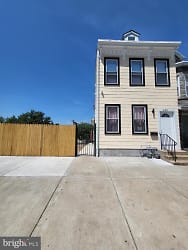 430 N 13th St #1ST - Reading, PA