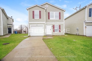 4366 Fullwood Court - Indianapolis, IN